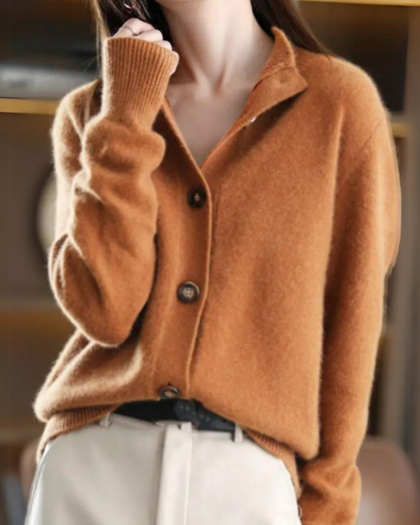 Noa | Cárdigan suave con botones