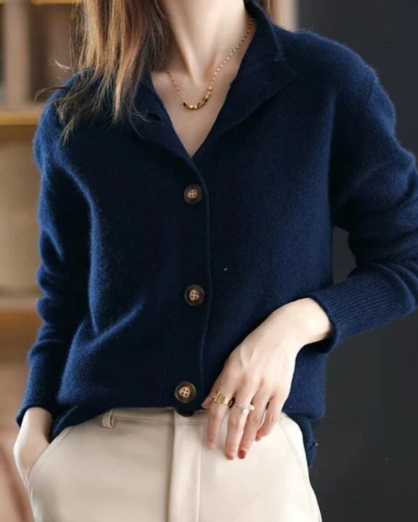 Noa | Cárdigan suave con botones