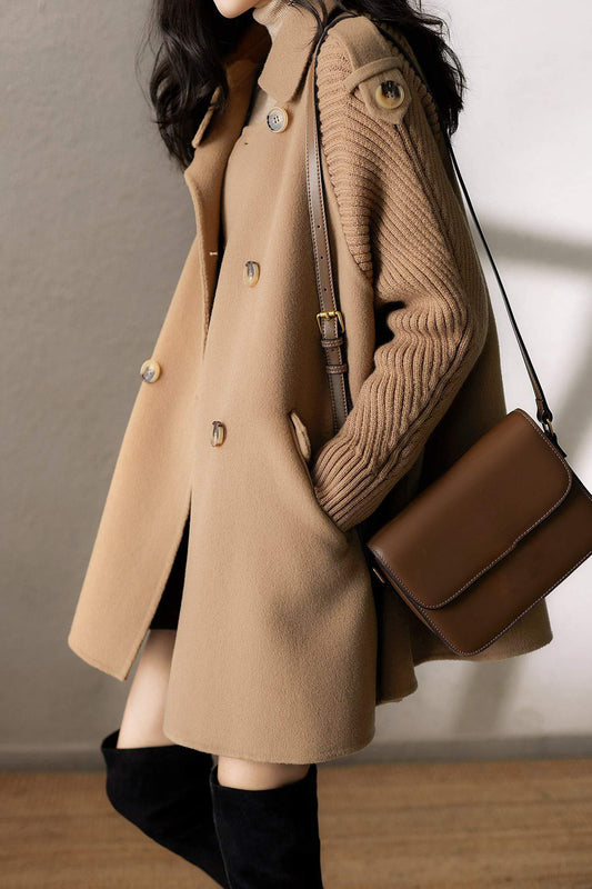 Talia | Abrigo Melton de punto con detalles en contraste y cuello alto